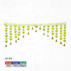 Guirnalda de Flores Artificiales de Caléndula y Jazmín - Product Image 1