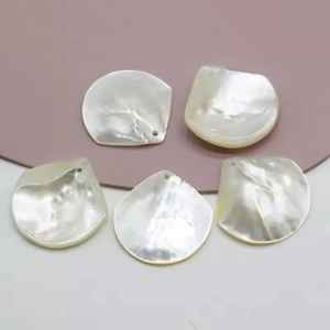 Cuentas de concha blanca Natural en forma de corazón, cuentas de concha de agua dulce de madreperla para hacer joyas DIY, pulsera - Product Image 6