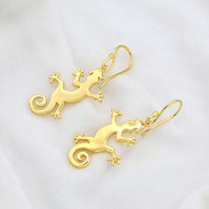 Vente en gros de boucles d'oreilles lézard plaqué or en laiton bijoux de reptile pour femmes faites à la main boucles d'oreilles boho à la mode d'inspiration animale - Product Image 5