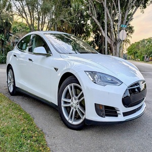 ¡Oferta Imperdible! Tesla Model S 70D 2015 Usado en Excelentes Condiciones, Doble Motor Eléctrico, Tracción en las Cuatro Ruedas, Automático, Exterior Blanco Perla, Sedán de Lujo - Product Image 1