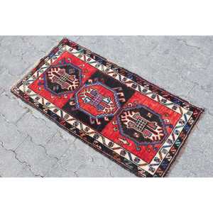 1.5x3.1 ft Small Turkish <b>Wool</b> Rug <b>Red</b> Patchwork Traditional Eco-Friendly Rug with Latex Backing - Product Image 2