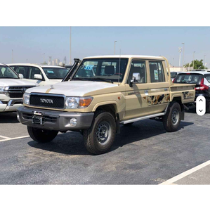 Commandez dès maintenant des <span class=keywords><strong>Toyota</strong></span> <span class=keywords><strong>Land</strong></span> <span class=keywords><strong>Cruiser</strong></span> 79 d'<span class=keywords><strong>occasion</strong></span>, double cabine, <span class=keywords><strong>pick</strong></span>-<span class=keywords><strong>up</strong></span>, automatique, conduite à gauche, intérieur foncé, moteur turbo, cuir, R21 - Product Image 4