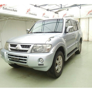 Mits-ubishi Pajero รถ SUV 4WD ที่แข็งแรงเหมาะสำหรับครอบครัวและการเดินทางผจญภัย - Product Image 2