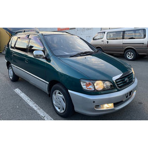 Usado To-yota Ipsum Automatic MPV Características de seguridad avanzadas, exterior elegante e Interior cómodo - Product Image 2