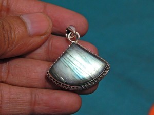 Pendentif Labradorite naturelle en argent sterling 925 bijoux en pierres précieuses en or rose pendentif fait main cadeau pour elle - Product Image 3