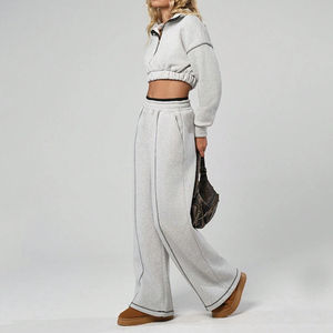 Vente en gros de survêtements sportifs courts, vêtements de rue, logo personnalisé, fermeture éclair, ensemble de survêtement deux pièces, pantalon de survêtement et sweat-shirt, jogging, survêtement pour femmes - Product Image 5