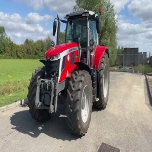 Tracteur agricole d'occasion robuste Massey Ferguson 7S.180 70 CV 4x4 avec moteur, boîte de vitesses et pompe, idéal pour les tâches sur le terrain et les cultures - Product Image 1