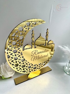 Calendrier de table en métal islamique artisanal pour le Ramadan et objet décoratif |   Durable et imperméable |   Améliore l'ambiance festive - Product Image 2