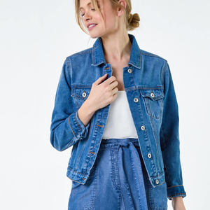 Nouvelle veste en jean recadrée en coton bleu pour femmes personnalisée de qualité supérieure à manches longues conçue pour les femmes pour un confort en toutes saisons - Product Image 1