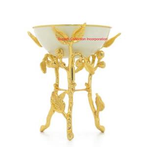 Brûleur de Bakhoor en métal décoratif pour la maison au design vintage avec design floral, parfait pour la décoration intérieure et les centres de table - Product Image 4