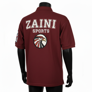 เสื้อโปโลชาย 220 GSM ผ้าคอตตอนผสมโพลีเอสเตอร์คุณภาพพรีเมียม ทรงพิเก้ สีแดงเลือดหมู โลโก้ที่อก ป้ายติดแขนเสื้อ  โลโก้แบบกำหนดเอง เสื้อโปโลไซส์ S - Product Image 5