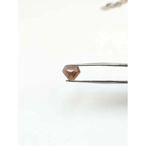 Diamant naturel fantaisie taillé sel et poivre, forme pentagonale, 6,3-8,2 mm, diamant de mine facetté - Product Image 1