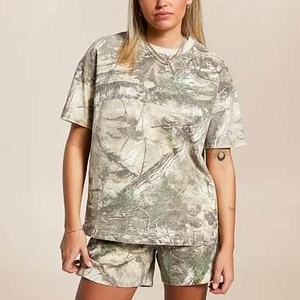 Conjunto de Camiseta y Pantalones Cortos Casuales con Estampado de Camuflaje, Spandex/Poliéster, Lavado Regular, Manga Corta, Conjunto de Dos Piezas para Mujer - Product Image 1
