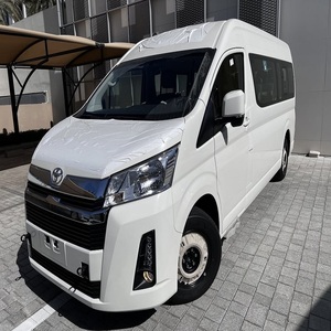 Toyota Hiace GL de 13 Plazas, Techo Alto, Equipamiento Completo - Product Image 2