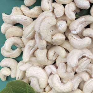 ซันติโกเวียดนาม W320เม็ดมะม่วงหิมพานต์แบบแห้งออร์แกนิค - Product Image 1