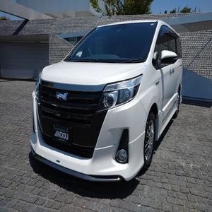 Voitures d'occasion à essence 2019 2020 2021 2022 GD6 Toyota Noah - Product Image 6