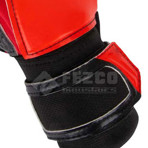 Vente à chaud de vêtements de sport Gants de football de gardien de but Service OEM sur mesure Gants de gardien de but à bas prix - Product Image 5