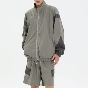 Ensemble deux pièces survêtement coupe-vent en nylon personnalisé pour homme avec veste zippée et short – Collection 2026 - Product Image 4