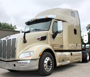 Camion semi-remorque 579 Sleeper 2022 d'occasion, toit surélevé, Paccar 510HP, 12 vitesses AMT - Product Image 3