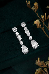 Boucles d'oreilles style vintage PT 900 1 Ct Lab Grown Diamond Stud pour les mariages - Product Image 2