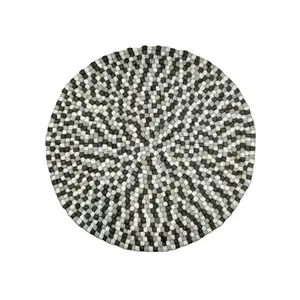 Avior, diseño tibetano elegante moderno, Bola de fieltro de lana anudada a mano, alfombra antideslizante, Color personalizado, pila mediana, lavable para el suelo del hogar - Product Image 1