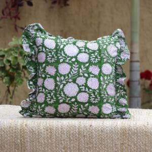 Housse de coussin en coton à volants, 18x18, imprimé à la main, motif floral, décorative - Product Image 1