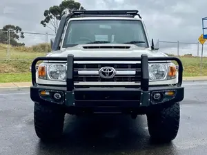 Pick-up à cabine simple Toyo-ta Land Cruiser 2021 - Product Image 3