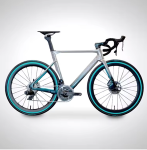 PRIX RÉDUIT Nouveau Vélo de Route MER-CED-ES AMG PETRONAS V11 à Vendre - Product Image 1