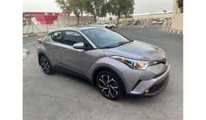 Usado para C-HR 2018 SUV AWD, Asientos de Cuero, ACC, Automático, 5 Plazas, Faros LED, Techo Solar, Transmisión Automática, Interior Oscuro - Product Image 4