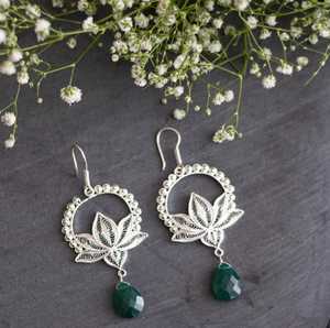 Boucles d'oreilles en argent de travail en filigrane Aurima de haute qualité de haute qualité du fournisseur indien avec un éclat scintillant - Product Image 2