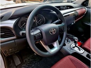 SURE Para Hilux DC TRD 4.0L 4WD en Blanco 2025 DIY OEM Garantía de 4 Años Financiamiento Disponible - Product Image 3