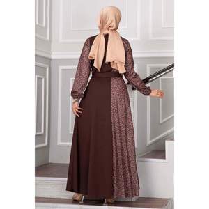 Vestido Hijab Estampado Cebra Marrón - Product Image 3