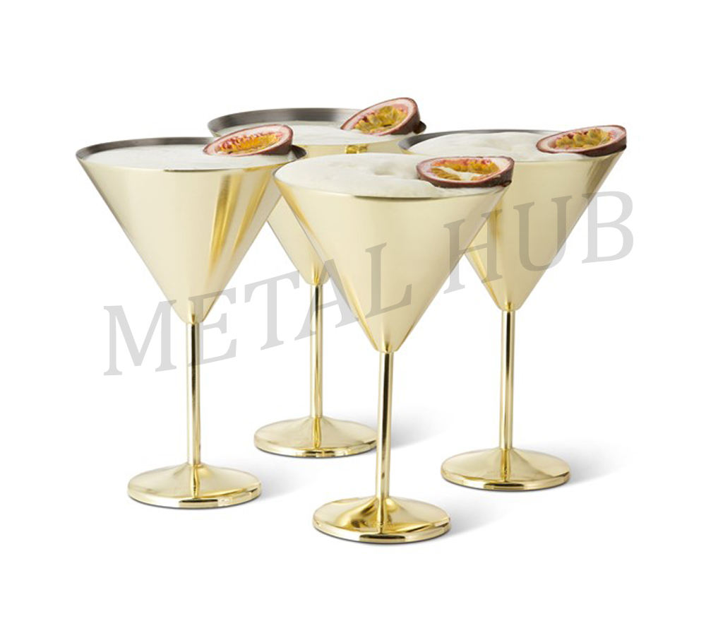 มาร์ติน่าสีทองมันวาว