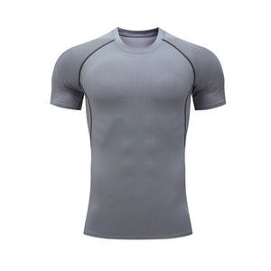 Camiseta de compresión de alta calidad para hombre a un precio asequible Camiseta de compresión de ajuste Atlético transpirable duradera y fácil de usar - Product Image 1