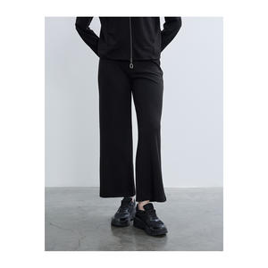 Pantalon large en VISCOSSE respirante avec taille haute plissée - Product Image 2