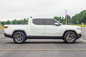 Voiture d'occasion fiable 2022 Rivian R1T Launch Edition - Product Image 4