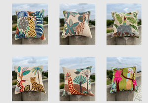 Vente en gros de taies d'oreiller brodées à imprimé animalier conçues sur mesure hôtels légers de luxe 45*45 simples à imprimé floral - Product Image 5