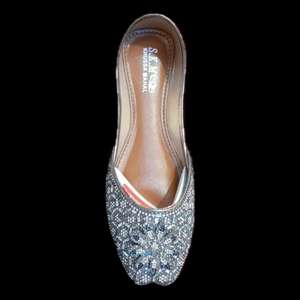 Zapatos Khusa bordados de alta calidad hechos a mano para damas, diseños superiores, calzado elegante para uso en interiores para mujeres y niñas - Product Image 2