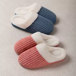 Chaussons d'intérieur décontractés pour femmes, en coton chaud, avec dessus en cuir de vache, chaussures élégantes pour la marche en hiver - Product Image 4