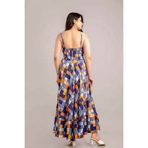 SHKUP1360 Vestido Maxi ajustado y acampanado sin mangas con estampado multigeométrico - Product Image 1