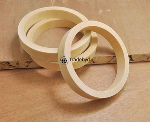 Ensemble de bracelets en bois naturel pour femmes bijoux de mode de style bohème faits à la main par Tradebyd - Product Image 2
