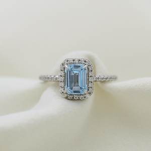 Anillo de Plata de Ley 925 Hecho a Mano con Piedra Preciosa de Aguamarina Corte Cojín Modelo 003 |   Anillo de Cóctel con Gemas Mehrajudin, Joyería India Fina - Product Image 1