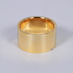 Elegante banda de hip hop de Plata de Ley 925 con impresionantes diamantes de moissanita para bodas - Product Image 3