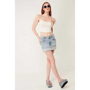 Top Corto con Estampado Floral - Product Image 3