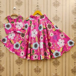 Conjunto de Lehenga Choli Moderno de Poliéster con Estampado Floral Rosa Brillante para Niñas de Shoryam Fashion, Ropa Étnica India y Pakistaní de Alta Calidad - Product Image 2