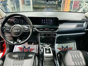 KIA Seltos SX SUV Nuevo/Usado 2024, Automático, Asientos de Cuero, en Venta - Product Image 4