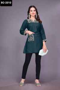 Collections indiennes à la mode et décontractées Shot Rayon Kurtis avec un beau travail de broderie avec un motif de poche Daily Wear Kurtis - Product Image 3