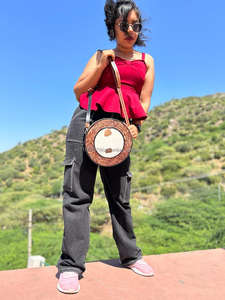 Sac de cantine en cuir sculpté usiné à la main sac à main rond usiné femmes cheveux sur la peau usiné fourrure cuir épaule sacs à bandoulière - Product Image 2