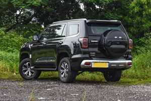 2023 Beijing Baic BJ60 Thunder Magic, SUV Chino Nuevo y Usado, 4x4, 2.0T, Vehículo Todoterreno, Jeep - Product Image 4