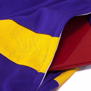 Uniforme de basket-ball pour hommes Design uni personnalisé respirant grande taille Vêtements d'été fabriqués au Pakistan à bas prix - Product Image 4